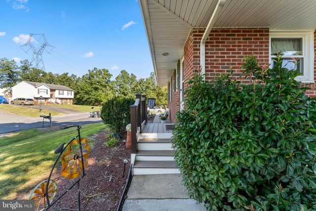 7105 PULLEN DR, Fredericksburg, VA 22407