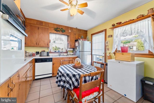 7105 PULLEN DR, Fredericksburg, VA 22407