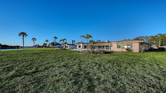 7322 WESTMORELAND DRIVE, Sarasota, FL 34243