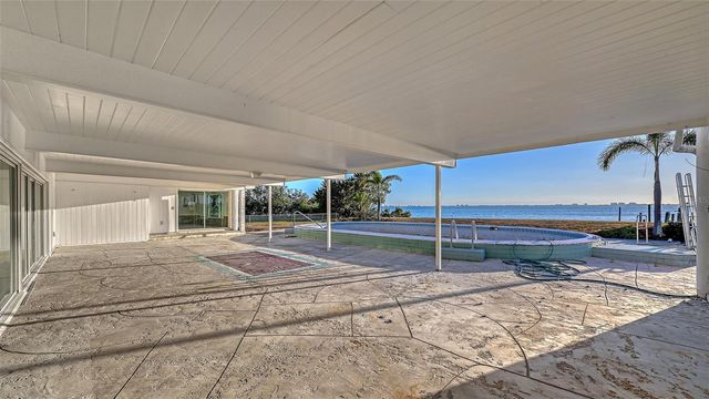 7322 WESTMORELAND DRIVE, Sarasota, FL 34243