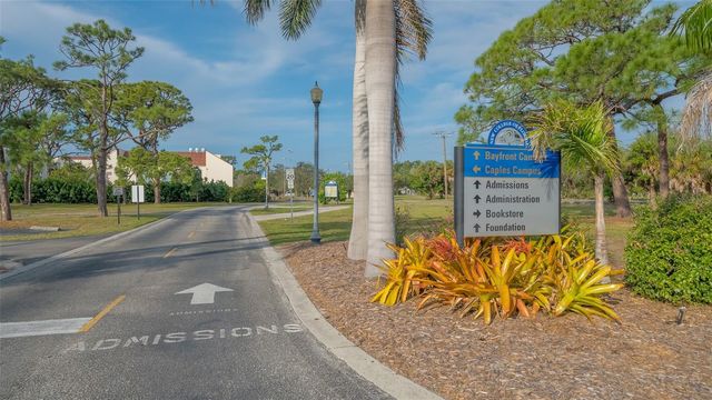 7322 WESTMORELAND DRIVE, Sarasota, FL 34243