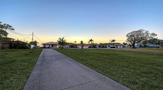 7322 WESTMORELAND DRIVE, Sarasota, FL 34243