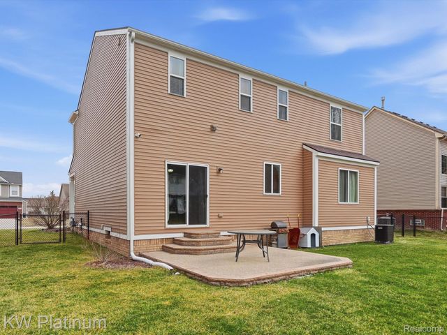 29384 Jennifer, New Baltimore, MI 48051