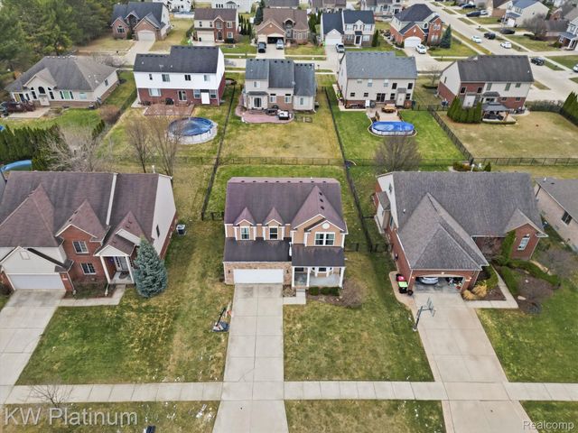 29384 Jennifer, New Baltimore, MI 48051