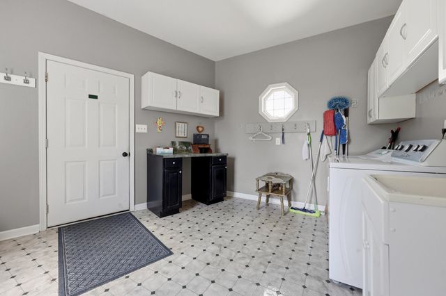 205 Revere Way, Versailles, KY 40383