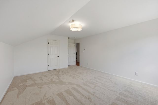 205 Revere Way, Versailles, KY 40383