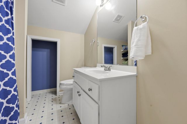 205 Revere Way, Versailles, KY 40383