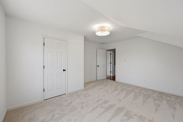 205 Revere Way, Versailles, KY 40383