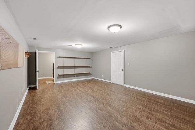 205 Revere Way, Versailles, KY 40383