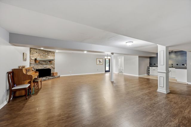 205 Revere Way, Versailles, KY 40383