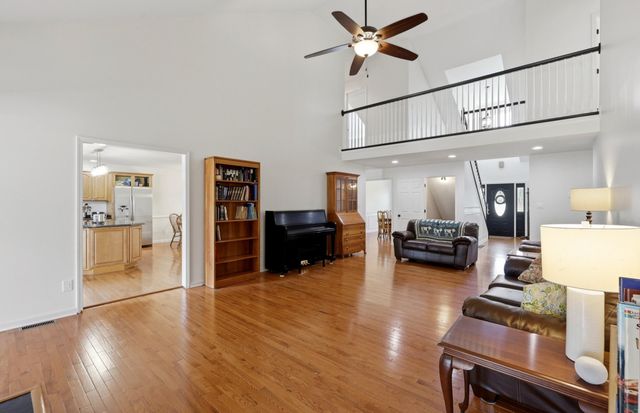 205 Revere Way, Versailles, KY 40383