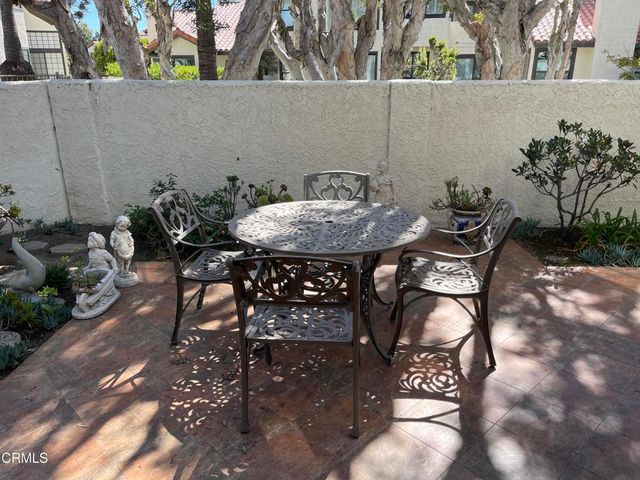 2240 Cannes Square, Oxnard, CA 93035