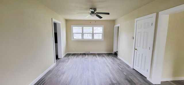 407 W oak Street, Sparta, WI 54656