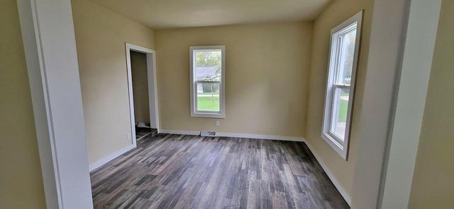 407 W oak Street, Sparta, WI 54656