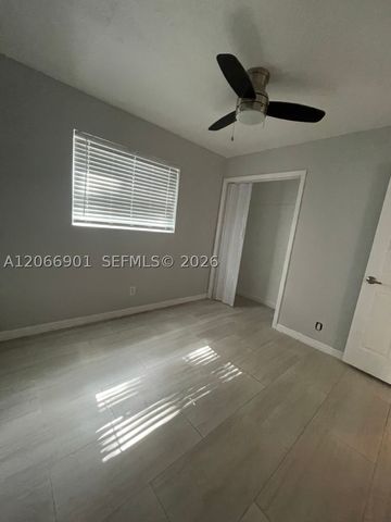 5271 NE 8th Ter, Deerfield Beach, FL 33064