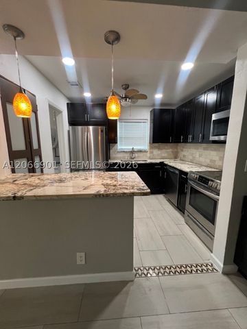 5271 NE 8th Ter, Deerfield Beach, FL 33064