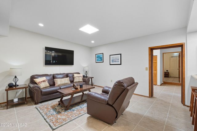 10301 N Camino De Oeste, Tucson, AZ 85742