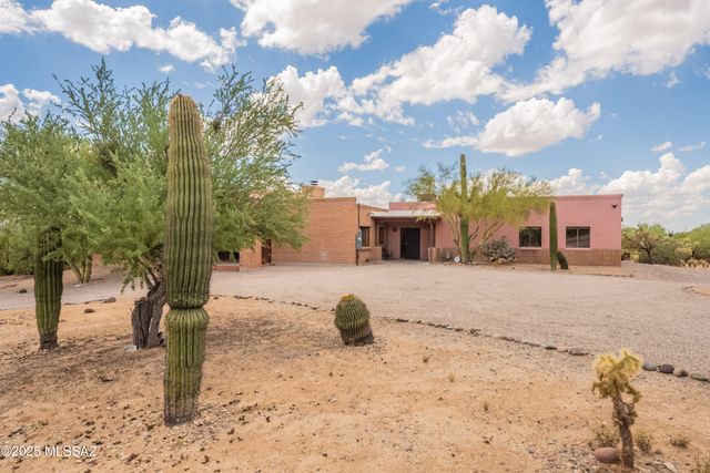 10301 N Camino De Oeste, Tucson, AZ 85742