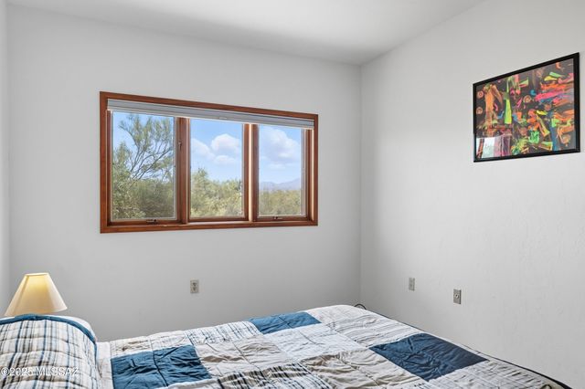 10301 N Camino De Oeste, Tucson, AZ 85742
