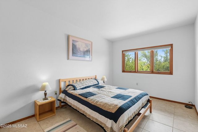 10301 N Camino De Oeste, Tucson, AZ 85742