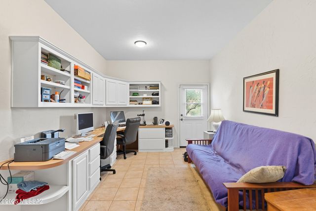 10301 N Camino De Oeste, Tucson, AZ 85742