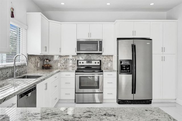 1102 Meadowlark Ave, Miami Springs, FL 33166