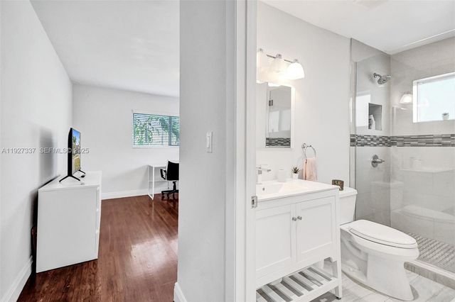 1102 Meadowlark Ave, Miami Springs, FL 33166