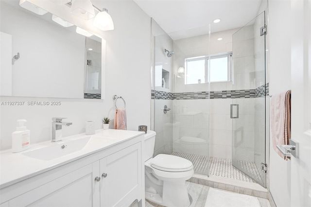 1102 Meadowlark Ave, Miami Springs, FL 33166