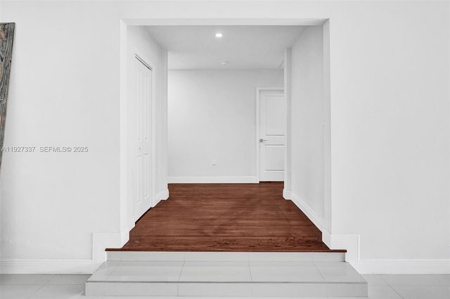 1102 Meadowlark Ave, Miami Springs, FL 33166