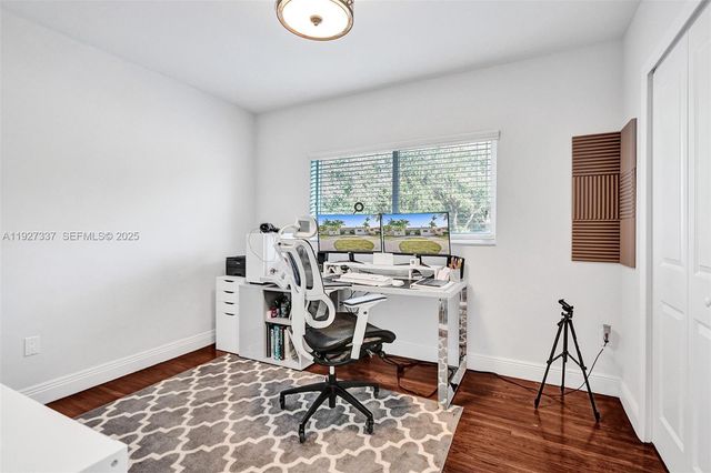 1102 Meadowlark Ave, Miami Springs, FL 33166