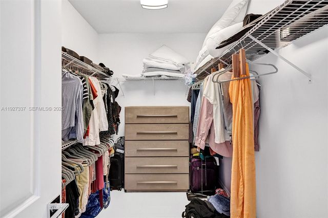 1102 Meadowlark Ave, Miami Springs, FL 33166