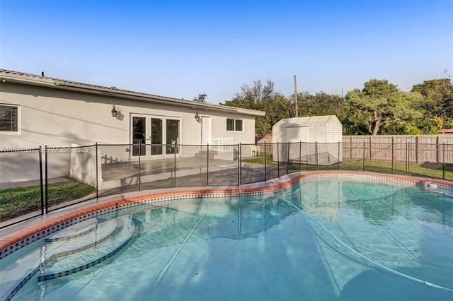 1102 Meadowlark Ave, Miami Springs, FL 33166