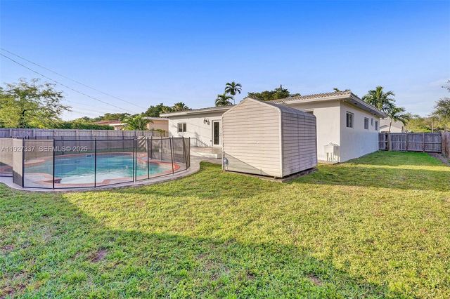 1102 Meadowlark Ave, Miami Springs, FL 33166