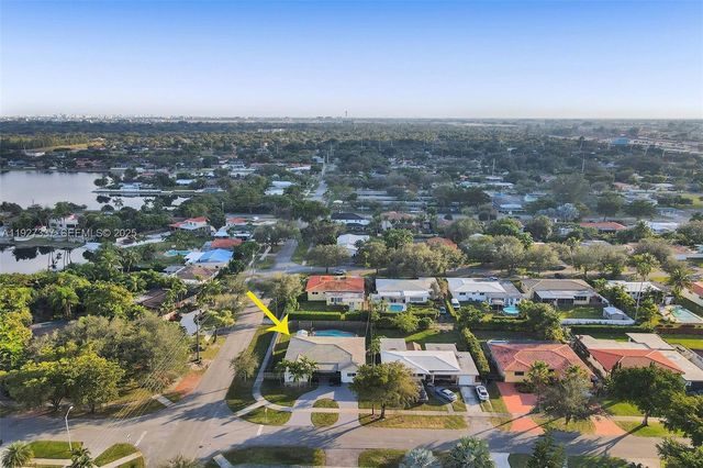 1102 Meadowlark Ave, Miami Springs, FL 33166