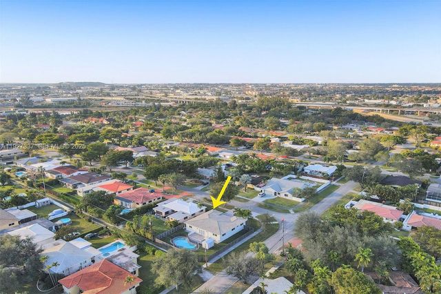 1102 Meadowlark Ave, Miami Springs, FL 33166