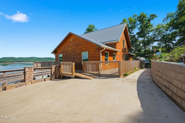 857 Wilderness Drive, Mooresburg, TN 37811