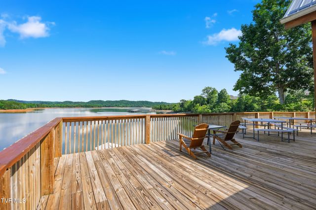857 Wilderness Drive, Mooresburg, TN 37811