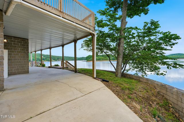 857 Wilderness Drive, Mooresburg, TN 37811