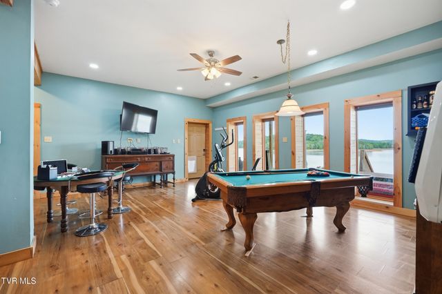 857 Wilderness Drive, Mooresburg, TN 37811
