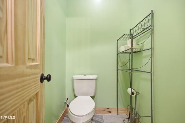 857 Wilderness Drive, Mooresburg, TN 37811