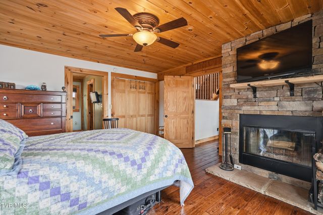 857 Wilderness Drive, Mooresburg, TN 37811