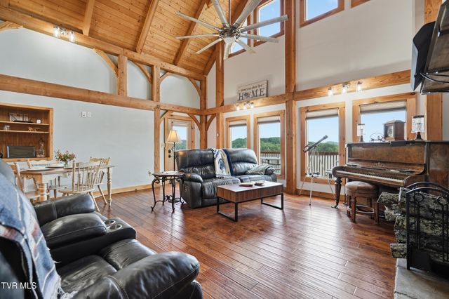 857 Wilderness Drive, Mooresburg, TN 37811