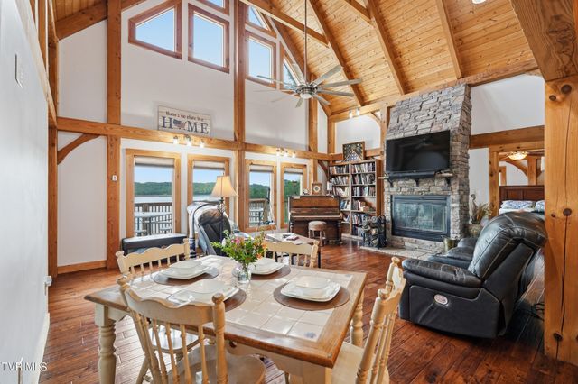 857 Wilderness Drive, Mooresburg, TN 37811
