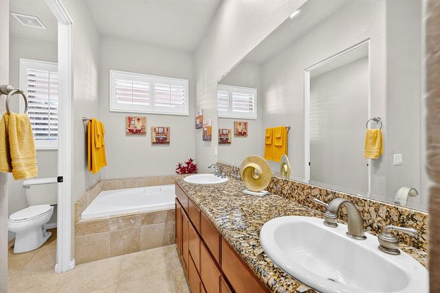 1707 Via San Martino, Palm Desert, CA 92260