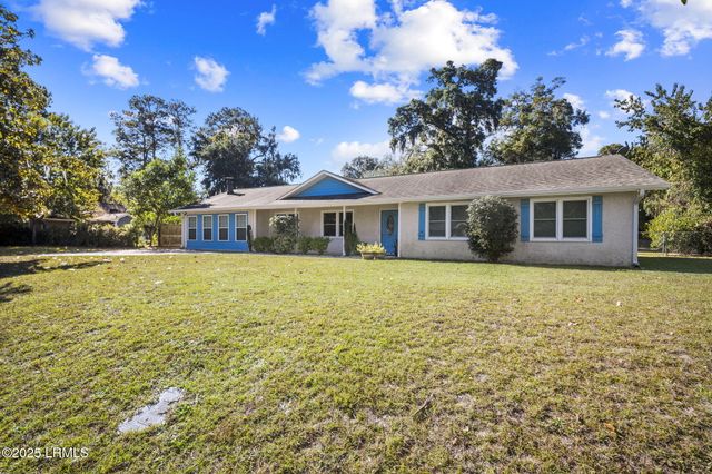 7002 Magnolia Street, Beaufort, SC 29906