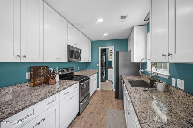 7002 Magnolia Street, Beaufort, SC 29906