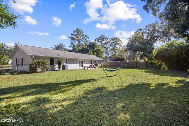 7002 Magnolia Street, Beaufort, SC 29906