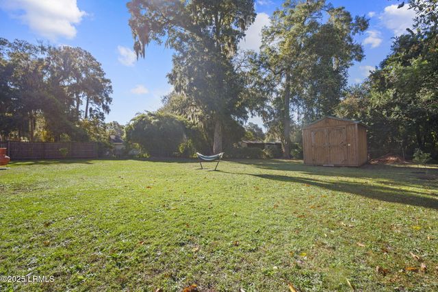 7002 Magnolia Street, Beaufort, SC 29906