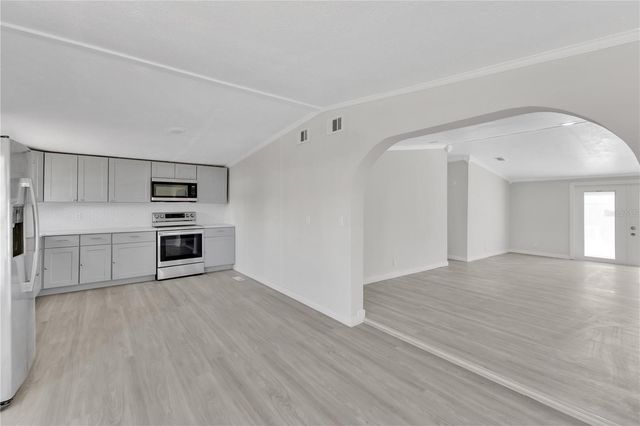 9180 CONCORD ROAD, St Cloud, FL 34773