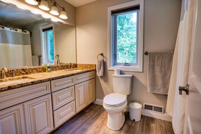 120 Wheel Wright Road, Hampstead, NH 03841